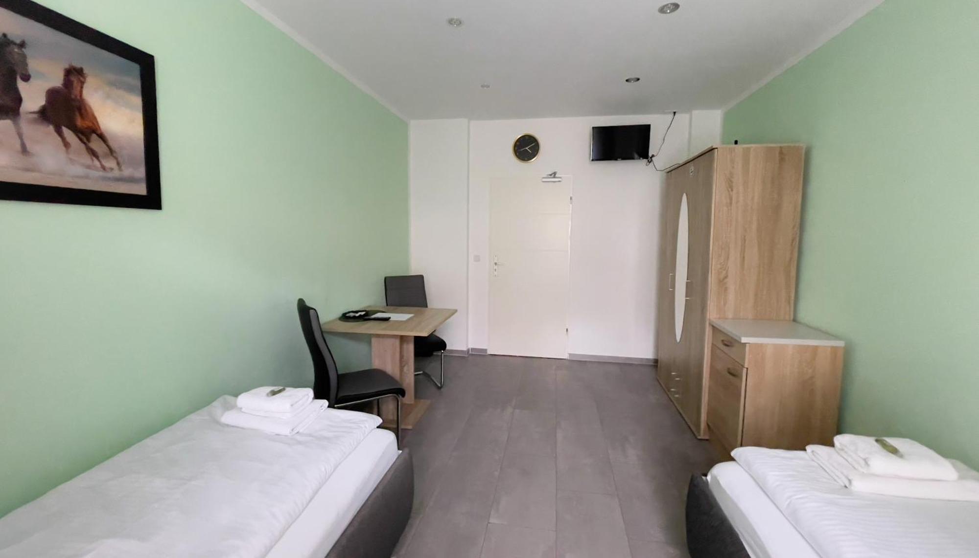 MOTEL DARIA Hennigsdorf Berlin Zimmer foto