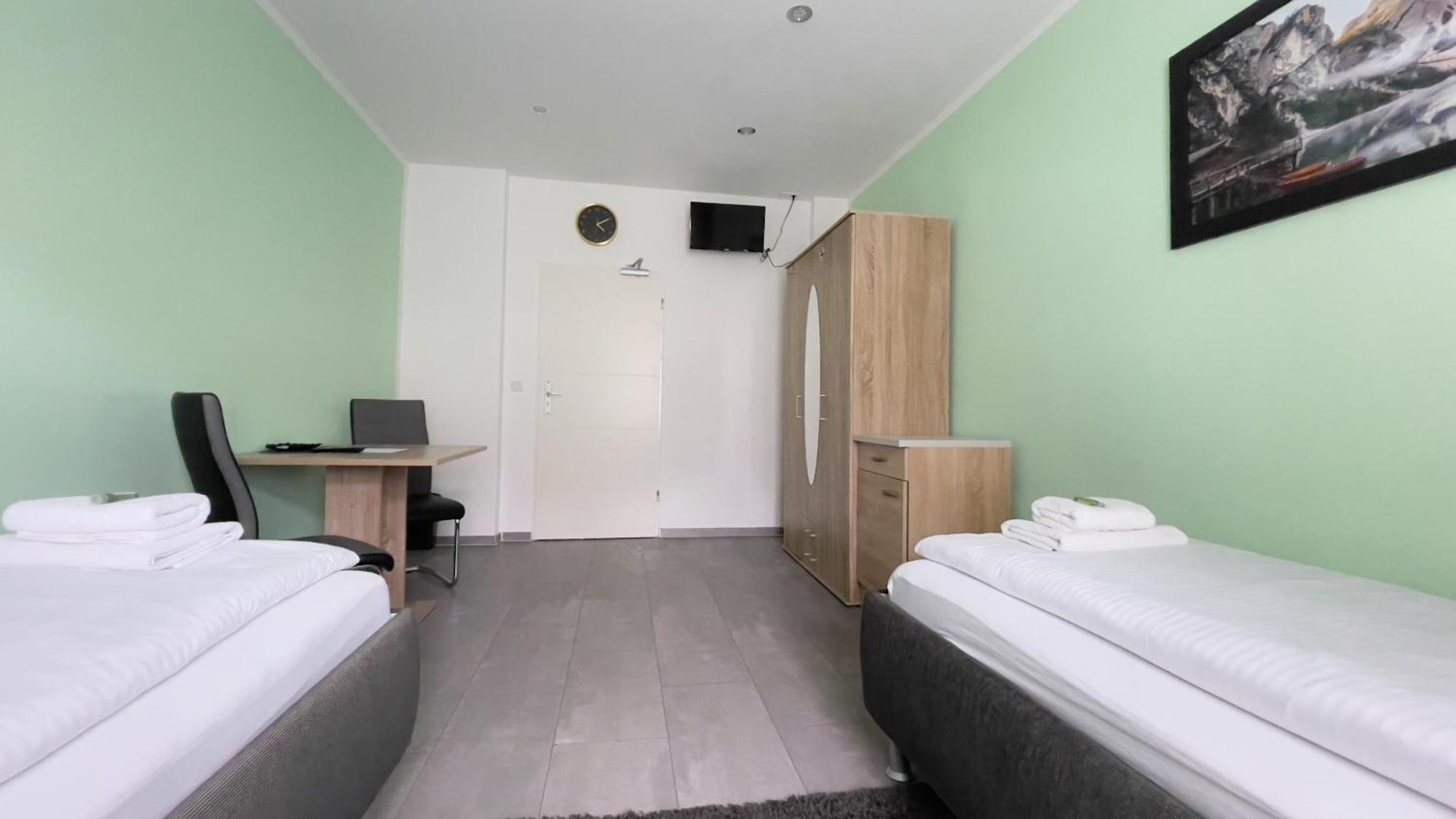 MOTEL DARIA Hennigsdorf Berlin Zimmer foto